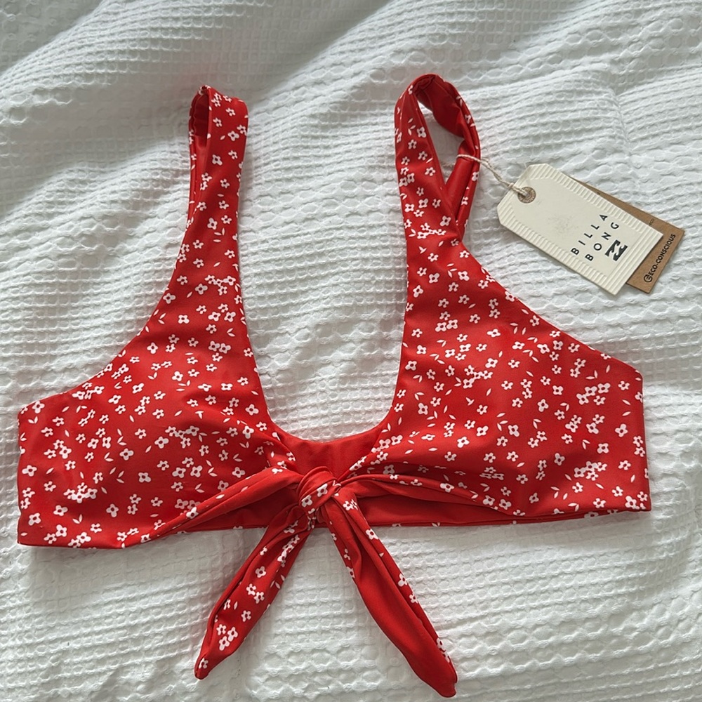 Billabong red and white floral bikini top